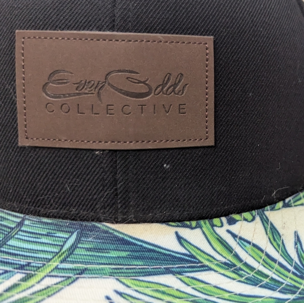Snapback 6 Panel Hat - Picture 3 of 7